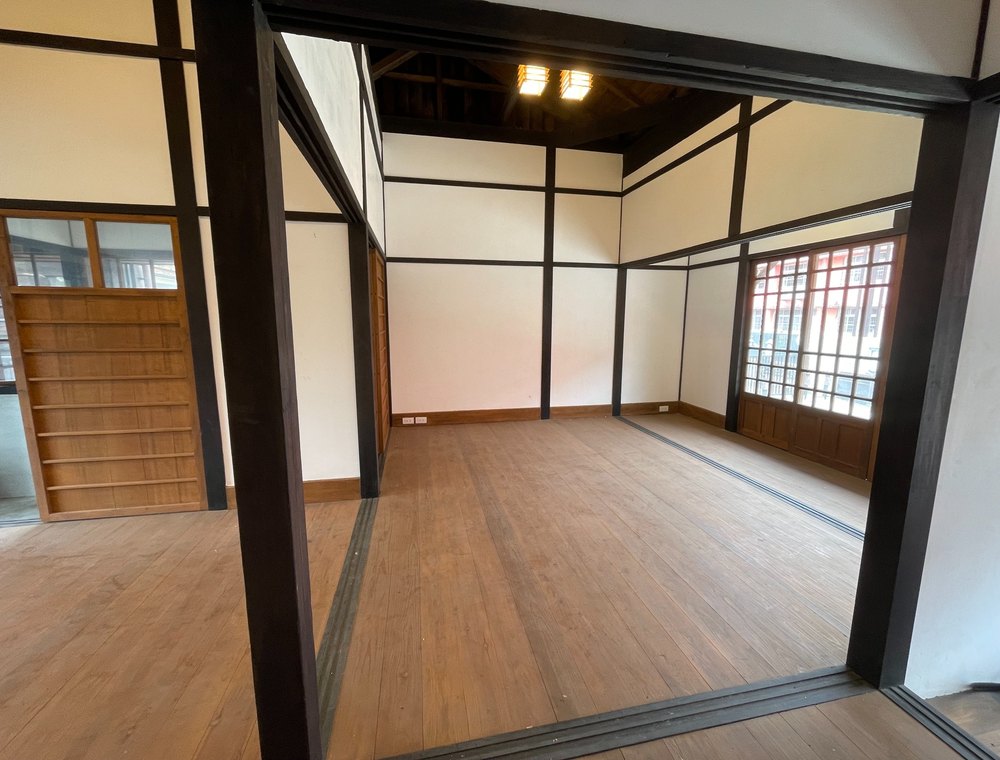 潭子日式舍所木構室內空間