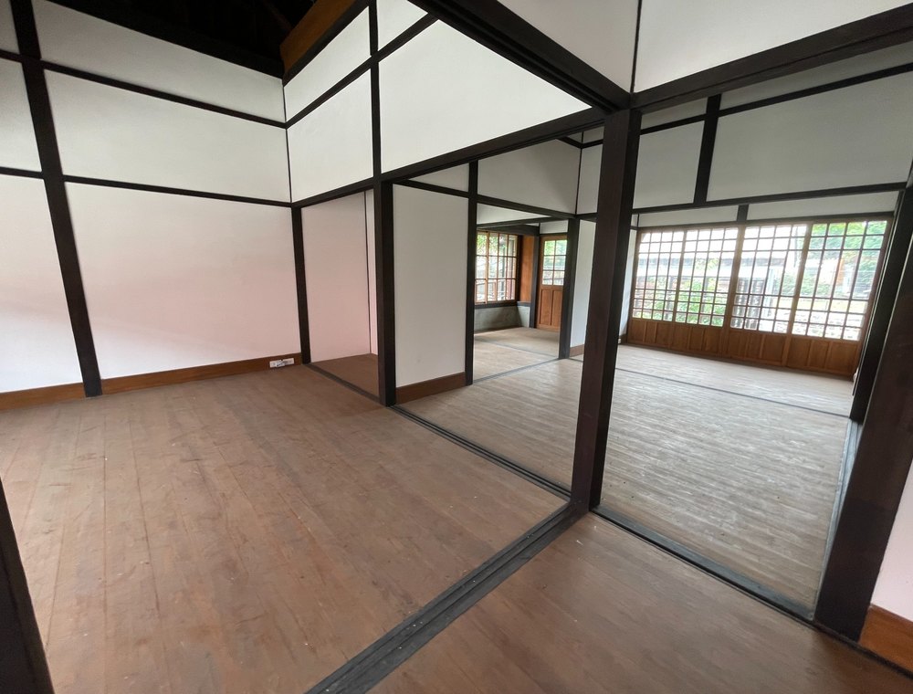 潭子日式舍所木構室內空間